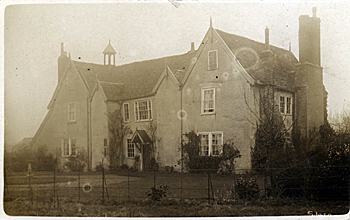 The front of Campton Manor about 1900 [Z159/1]